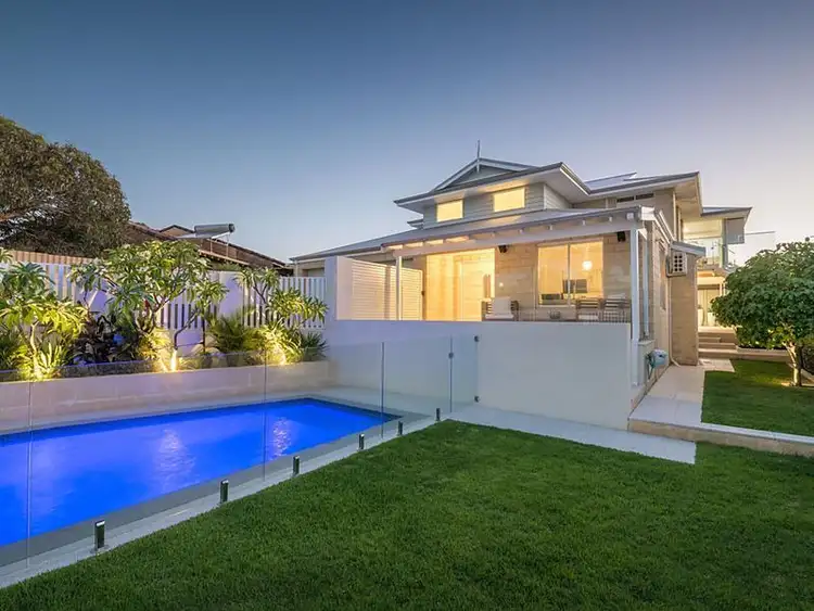 24 Iluka Avenue, Mullaloo WA 6027