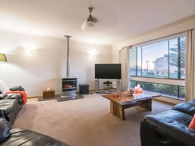 Seventh view of Homely house listing, 4 Page Drive, Mullaloo WA 6027