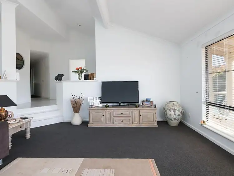 Seventh view of Homely house listing, 3 Bennetts Place, Sorrento WA 6020