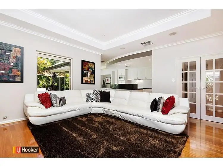 Sixth view of Homely house listing, 4 Carmody Court, Bull Creek WA 6149