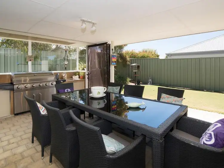 17 Sandalwood Drive, Margaret River WA 6285