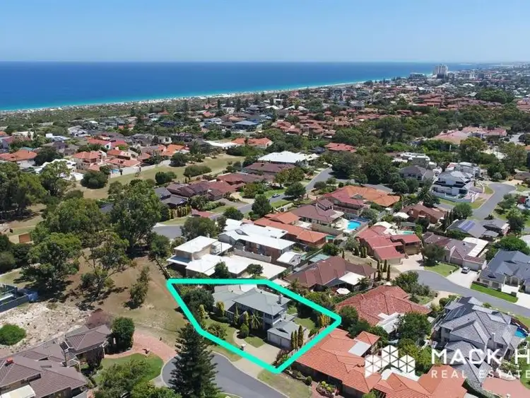20 Sellenger Court, City Beach WA 6015
