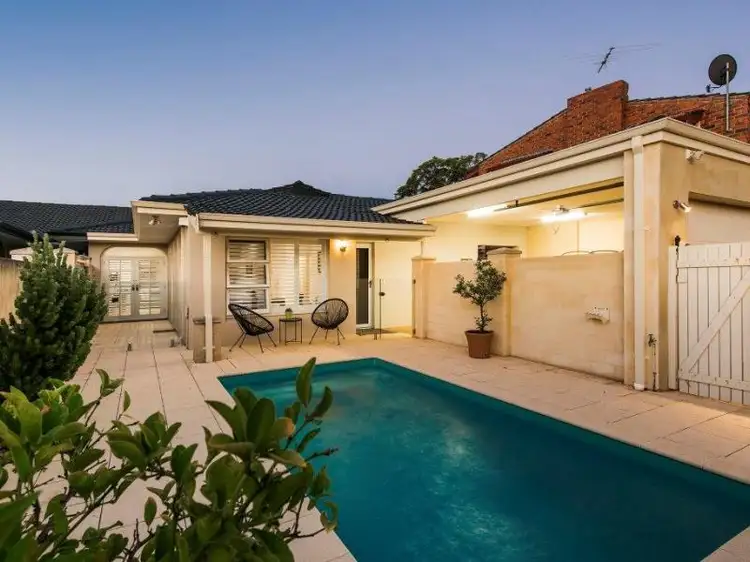 19B Calpin Crescent, Attadale WA 6156