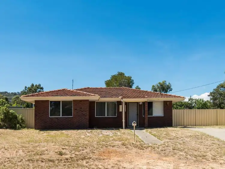 6 Annato Place, Forrestfield WA 6058