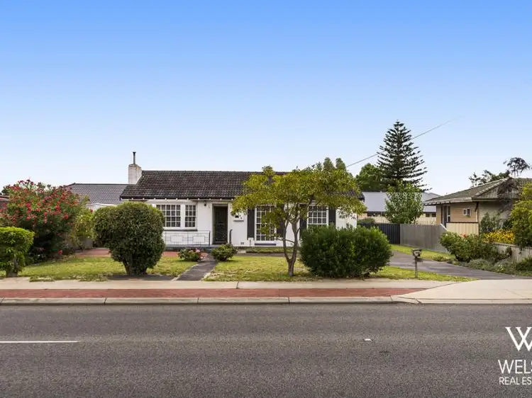 465 Abernethy Road, Cloverdale WA 6105