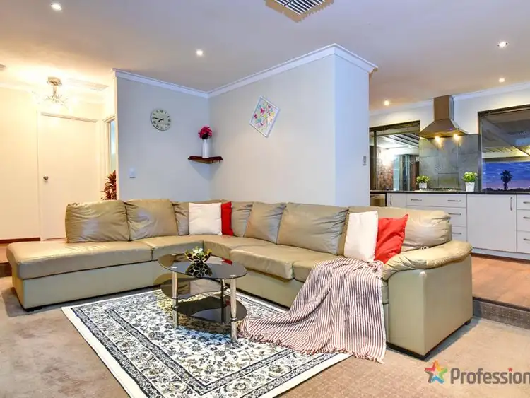 Fourth view of Homely house listing, 8 Rhagodia Court, Heathridge WA 6027