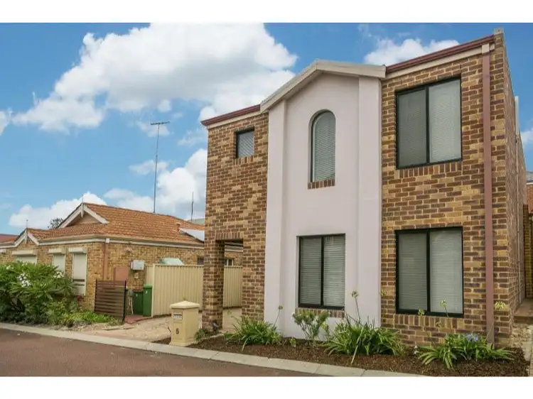 5 Lockwood Court, Bicton WA 6157