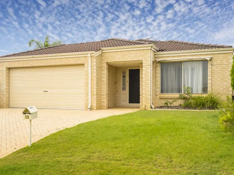 30 Goldfinch Loop, Woodvale WA 6026