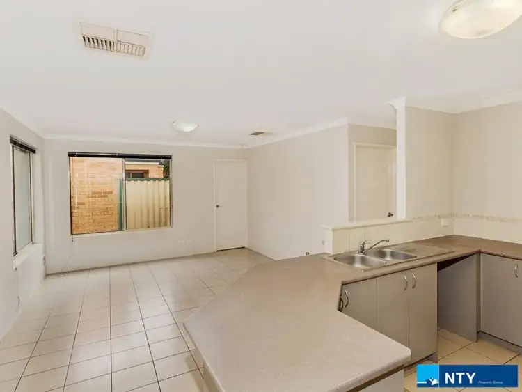 Sixth view of Homely house listing, 1/37 Balaka Way, Queens Park WA 6107