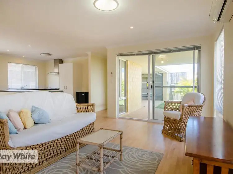 8 Oyster Lane, Yanchep WA 6035