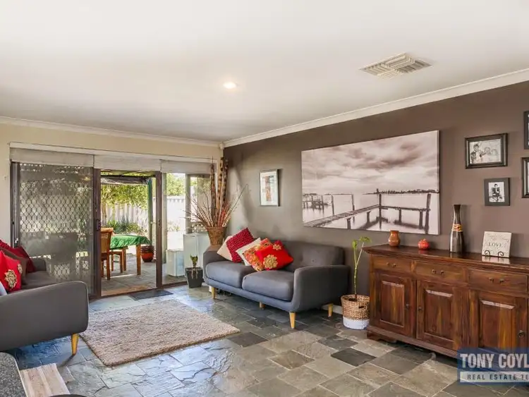 Sixth view of Homely house listing, 8 Blacksmith Court, Bibra Lake WA 6163