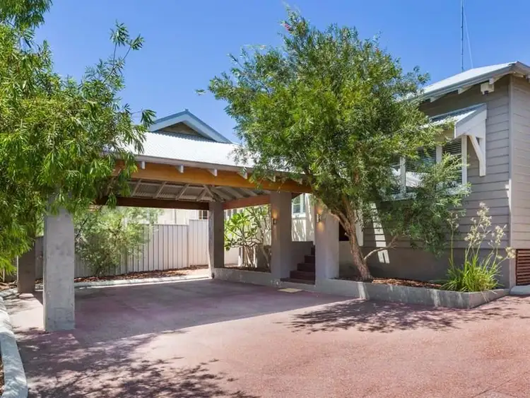184 Duke Street, Scarborough WA 6019
