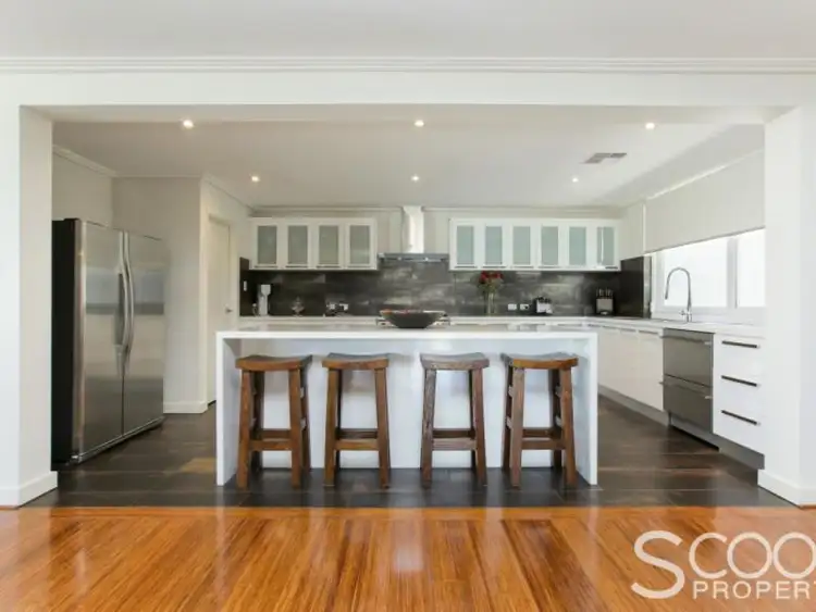 Sixth view of Homely house listing, 3 Newark Turn, North Coogee WA 6163