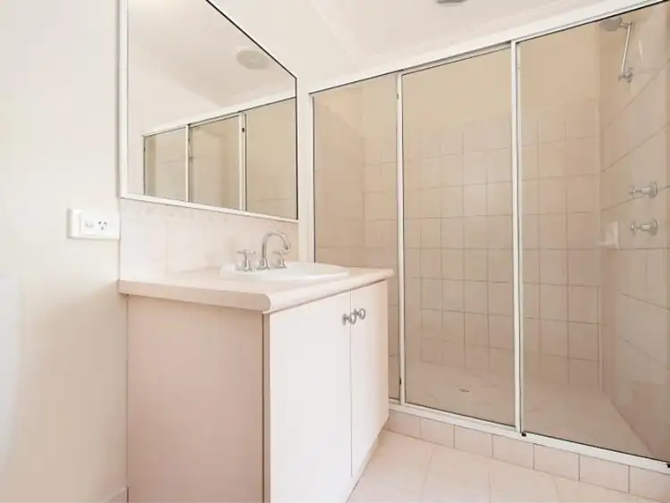 Fourth view of Homely townhouse listing, 11/5 Primula Close, Murdoch WA 6150