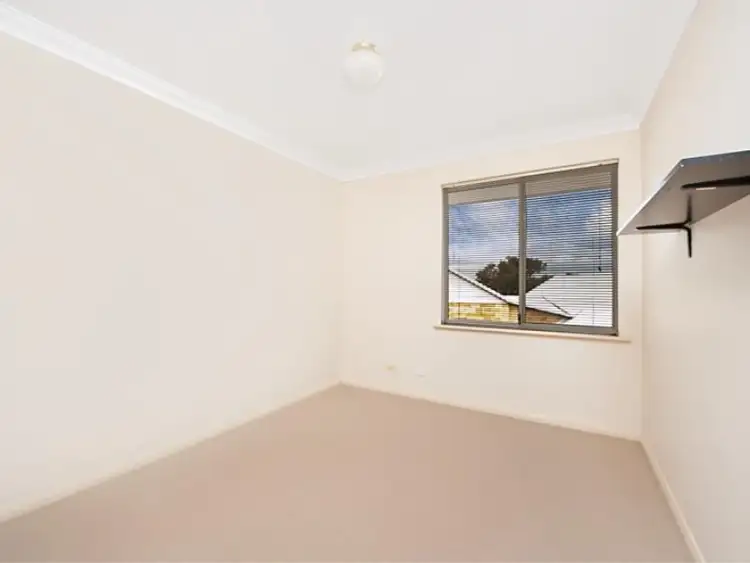Fifth view of Homely townhouse listing, 11/5 Primula Close, Murdoch WA 6150