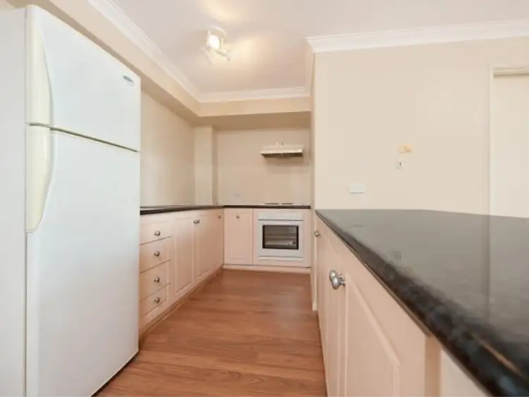Seventh view of Homely townhouse listing, 11/5 Primula Close, Murdoch WA 6150
