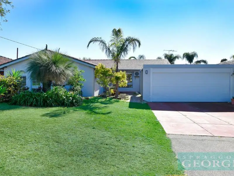 Main view of Homely house listing, 35 Benjafield way, Hamersley WA 6022