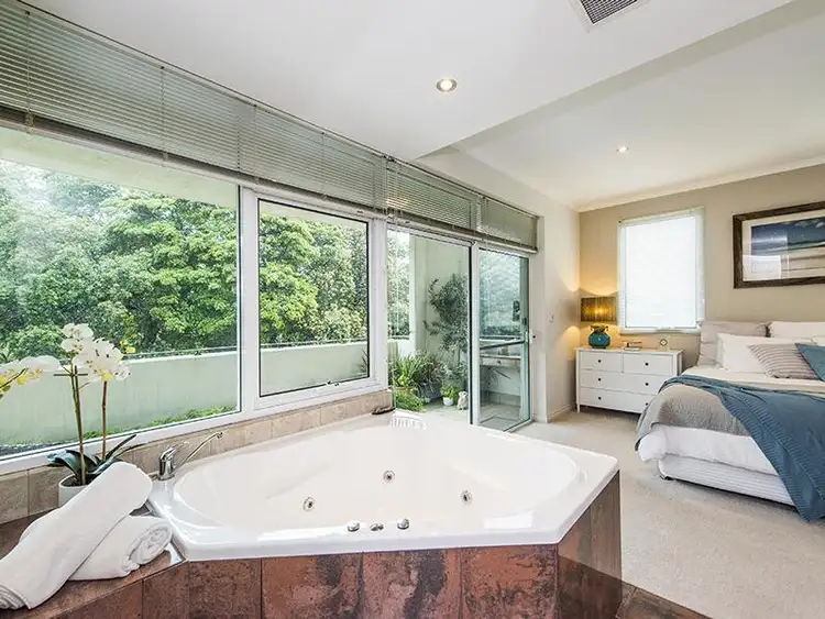 Fifth view of Homely apartment listing, 2/146A Mill Point Road, South Perth WA 6151