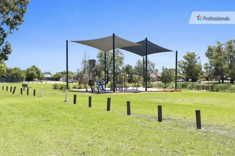 Fifth view of Homely house listing, 25 Bildjar Close, South Guildford WA 6055