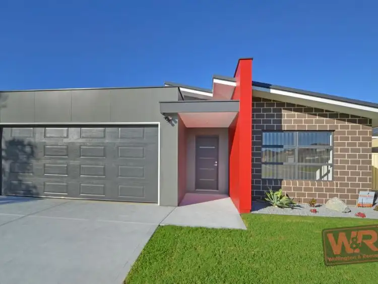 50 Celestial Drive, Mckail WA 6330