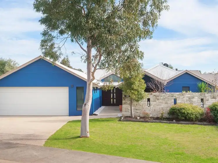 33 Leschenaultia Avenue, Margaret River WA 6285