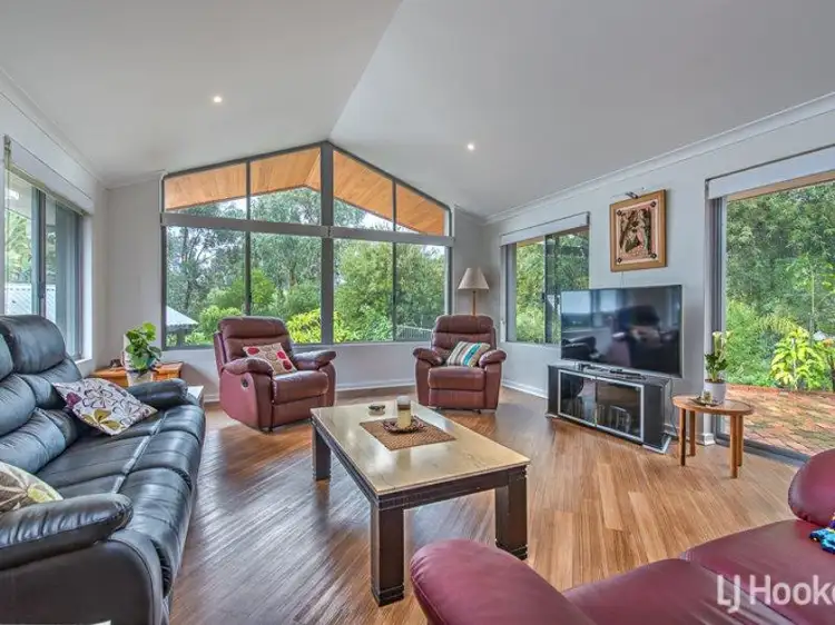Seventh view of Homely house listing, 7 Brush Court, Canning Vale WA 6155