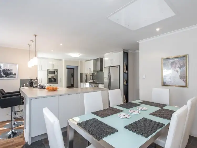 2 Farne Close, Warwick WA 6024