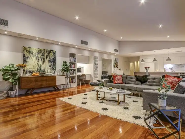 10 Olympic Place, Ardross WA 6153