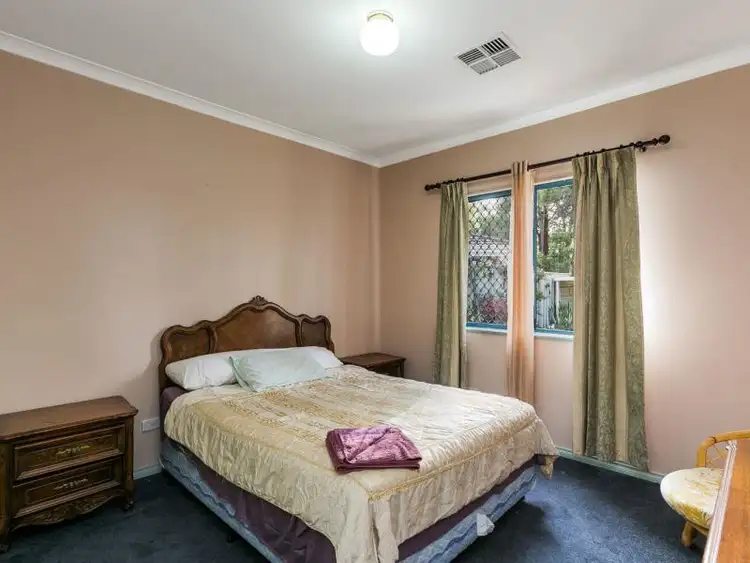 Sixth view of Homely house listing, 28 Constitution Gardens, Bibra Lake WA 6163