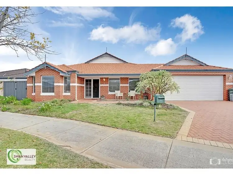 17 Pasalich Bend, Aveley WA 6069