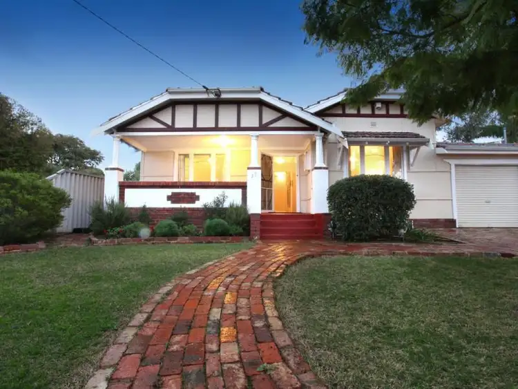 25 Carrington Street, Palmyra WA 6157