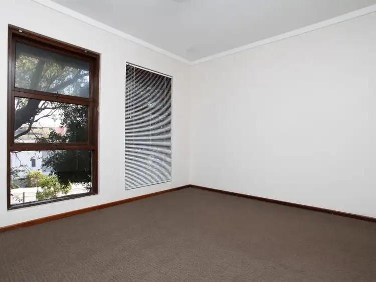 Fifth view of Homely unit listing, 8/9 Pearl Parade, Scarborough WA 6019