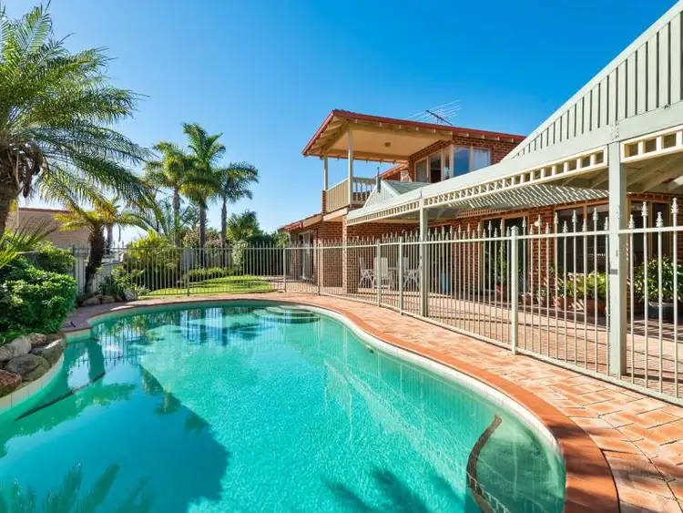 1 Geordie Rise, Sorrento WA 6020