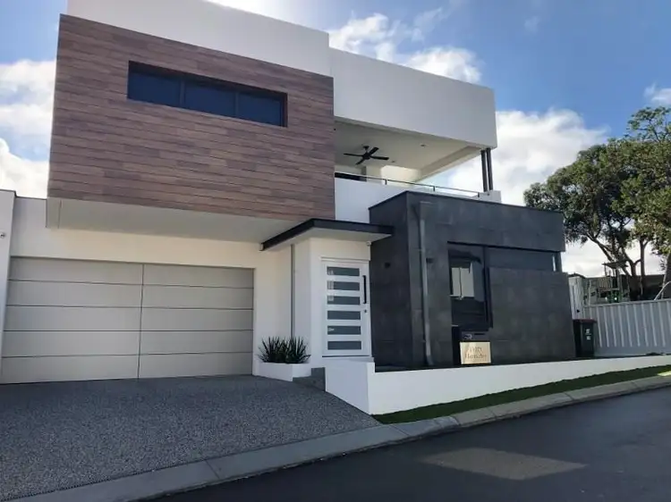 110d Hayes Avenue, Yokine WA 6060