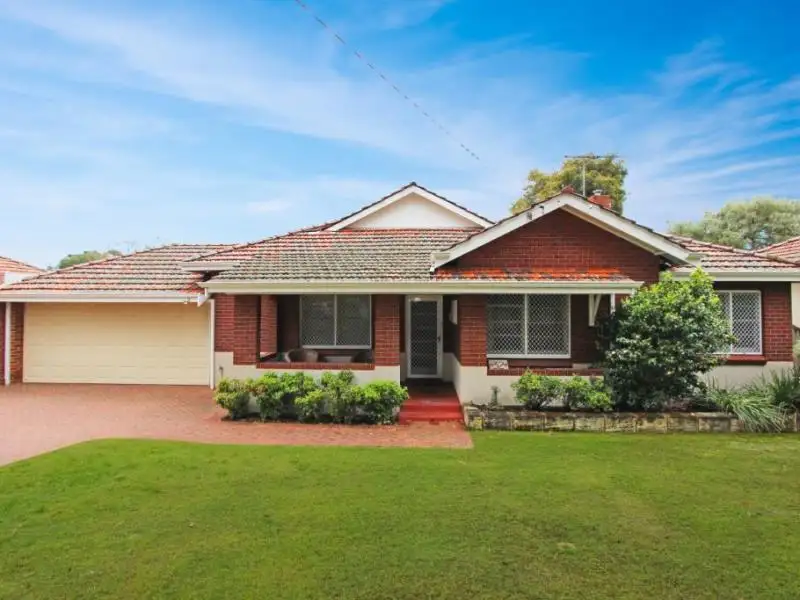 Main view of Homely house listing, 32 Hobbs Avenue, Como WA 6152