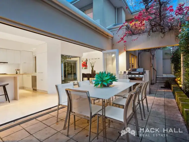 19A Bay Road, Claremont WA 6010