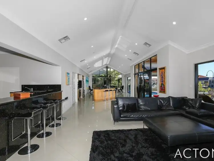 Fourth view of Homely house listing, 39 Finistere Island Retreat, Halls Head WA 6210