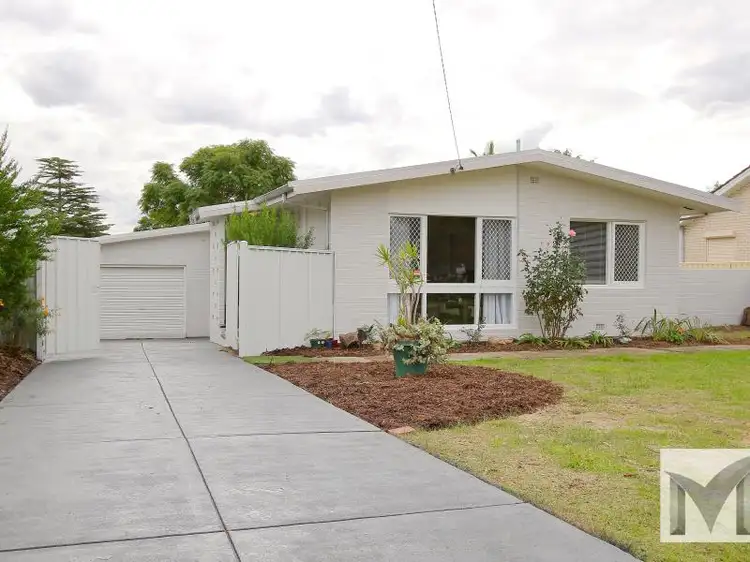 35 Clenham Way, Kelmscott WA 6111