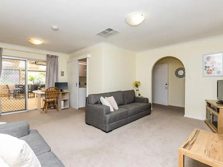 Fourth view of Homely house listing, 6 Pinnaroo Drive, Padbury WA 6025
