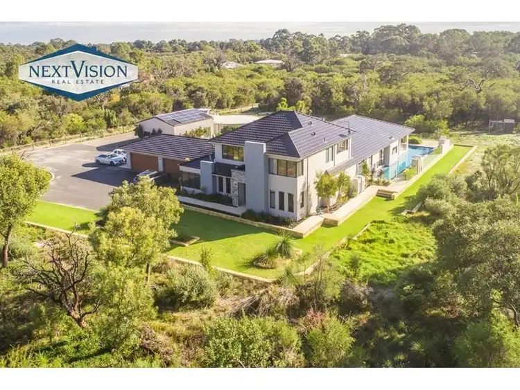17 Robinson Road, Wandi WA 6167