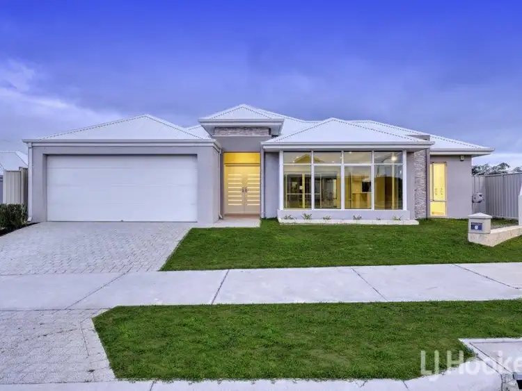 7 Summerhome Parade, Yanchep WA 6035