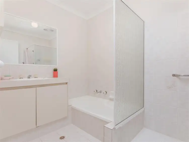 Seventh view of Homely unit listing, 5/2 Edmonds Cove, Safety Bay WA 6169