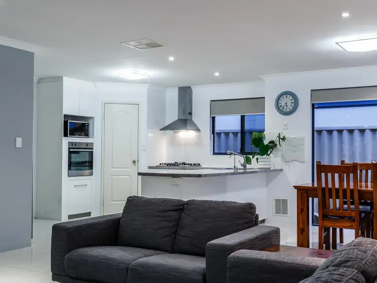 Fourth view of Homely house listing, 52 Chivalry Way, Atwell WA 6164