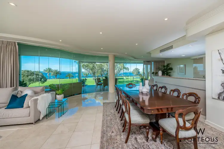 1/16 The Avenue, Crawley WA 6009