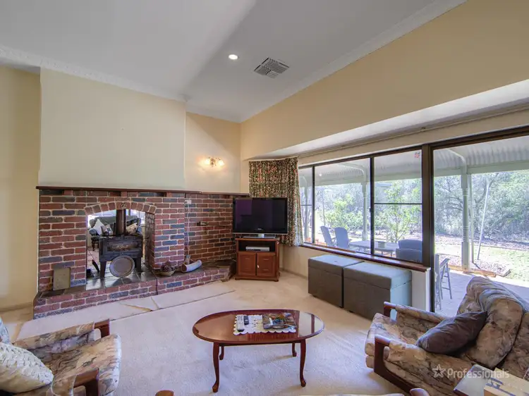 21 Avon View crescent, Northam WA 6401