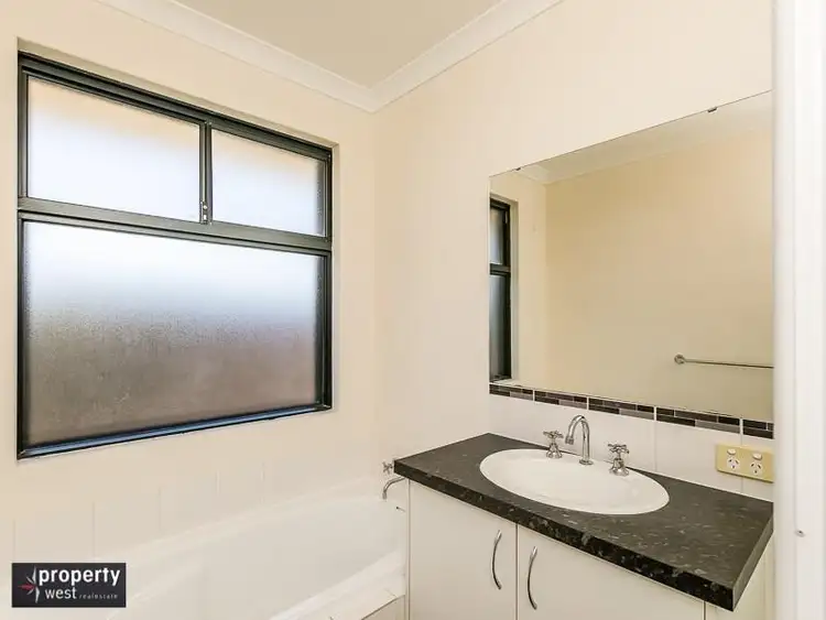 Seventh view of Homely house listing, 22 Swinford Approach, Butler WA 6036