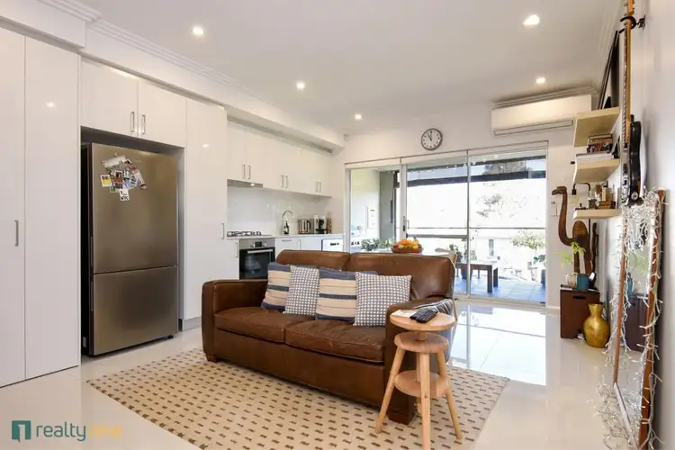 7/90 Albert Street, Osborne Park WA 6017