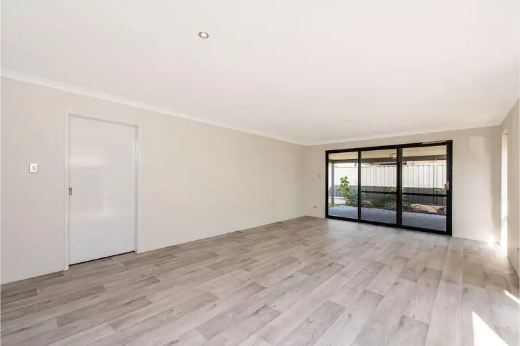 Sixth view of Homely house listing, 6 Echidna Street, Banksia Grove WA 6031