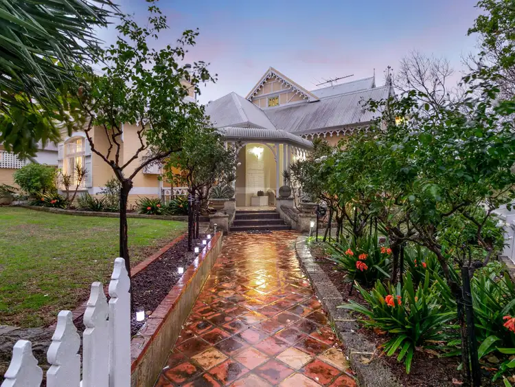 14 Alexandra Avenue, Claremont WA 6010