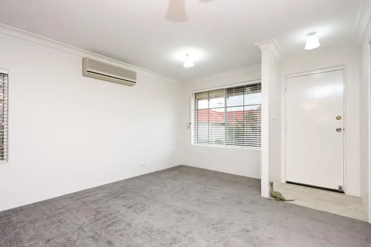 Fourth view of Homely villa listing, 2/6 Hammad Street, Palmyra WA 6157